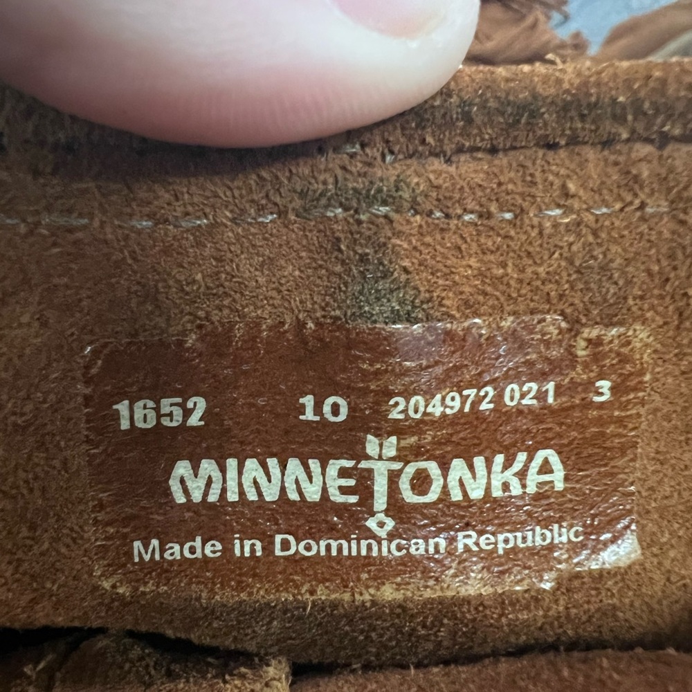 Minnetonka 5 Layer Fringe Boot- Women’s Size 10- … - image 5